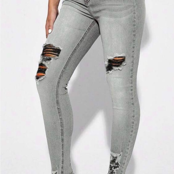 SHEIN High Rise Gray Distressed Jeans - Picture 4 of 5